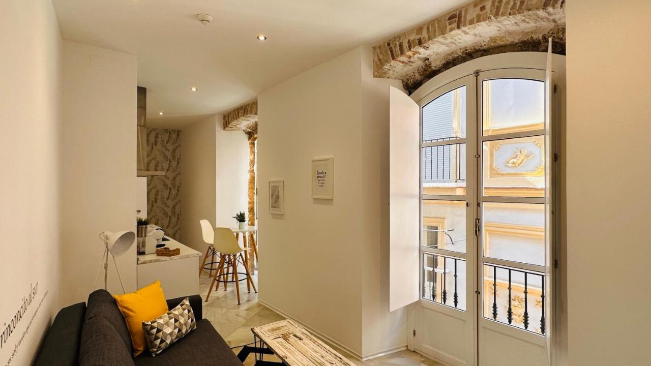 Apartamentos Gadir Centro カディス エクステリア 写真