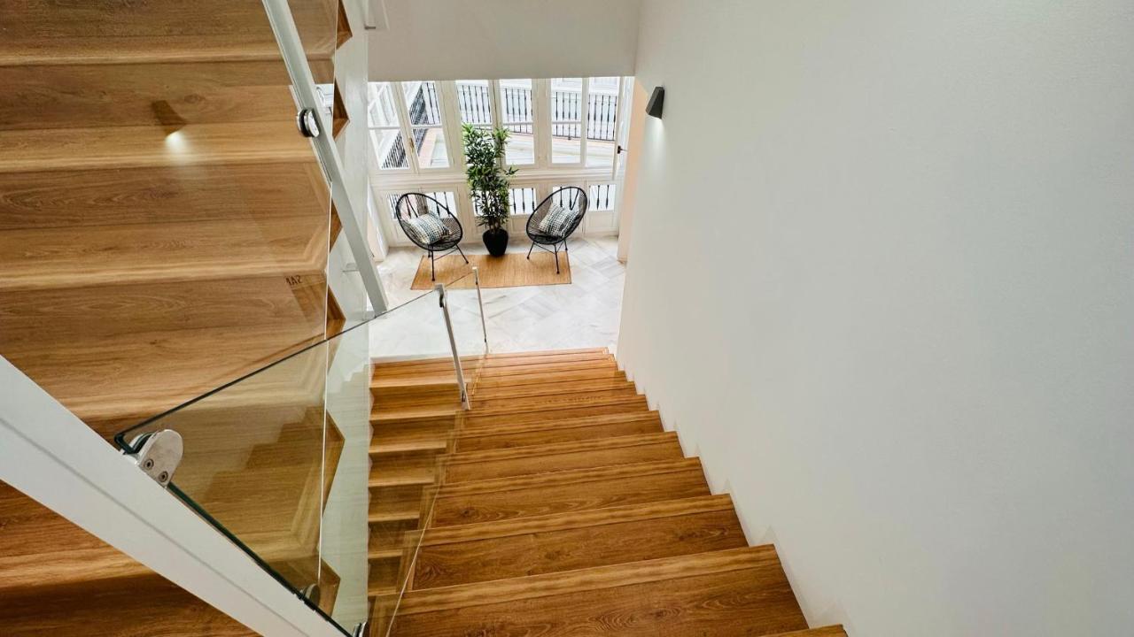 Apartamentos Gadir Centro カディス エクステリア 写真