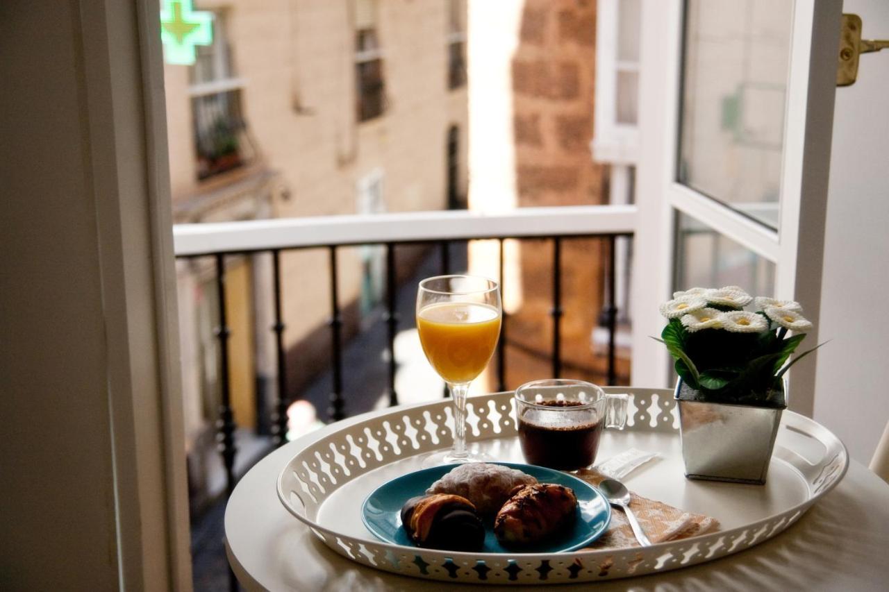 Apartamentos Gadir Centro カディス エクステリア 写真