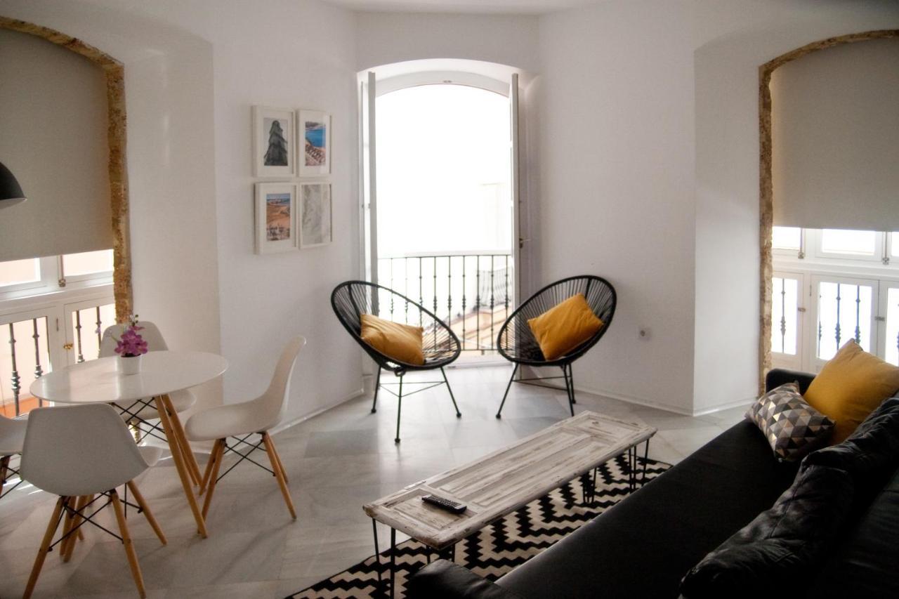 Apartamentos Gadir Centro カディス エクステリア 写真