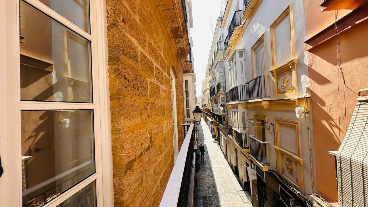 Apartamentos Gadir Centro カディス エクステリア 写真