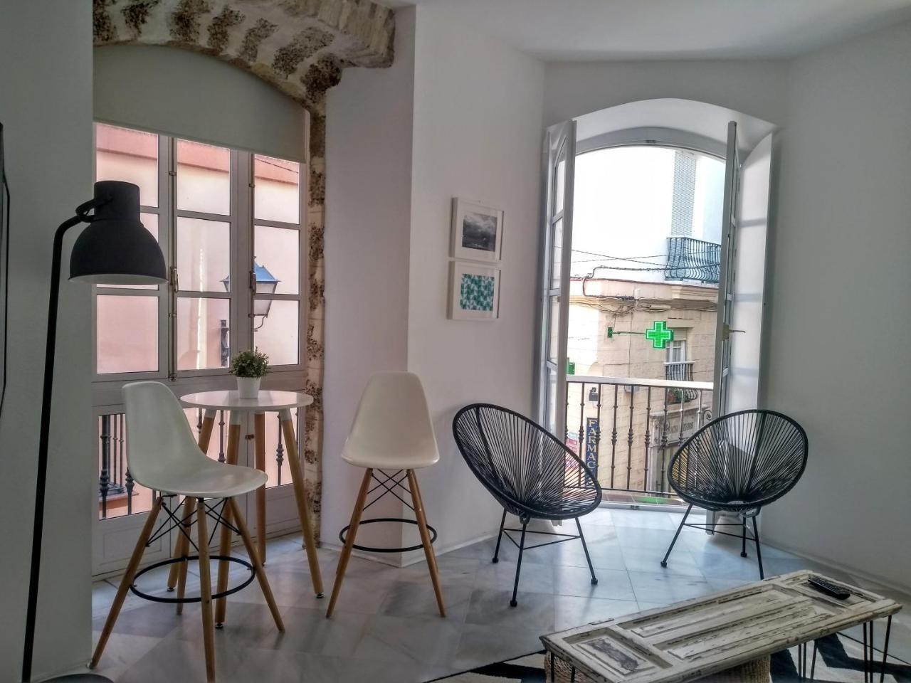 Apartamentos Gadir Centro カディス エクステリア 写真